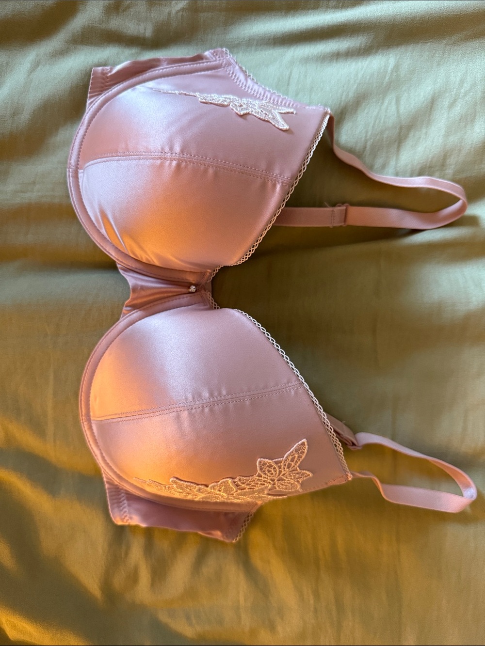 Adore Me Dusty Rose Lace-Appliqué Molded Bra